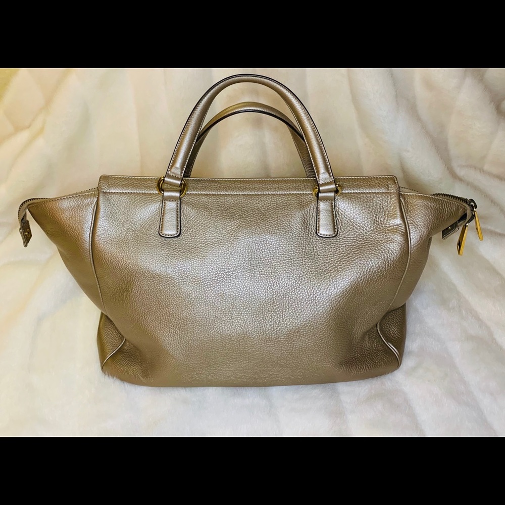 Gucci Bag - Picture 2 of 5